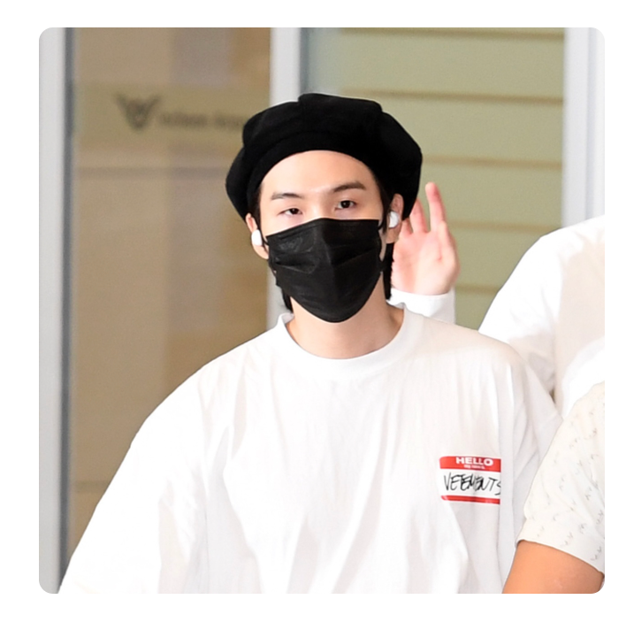 UNIVERSAL CHEMISTRY - BTS JIMIN SUGA Black Newsboy Cap