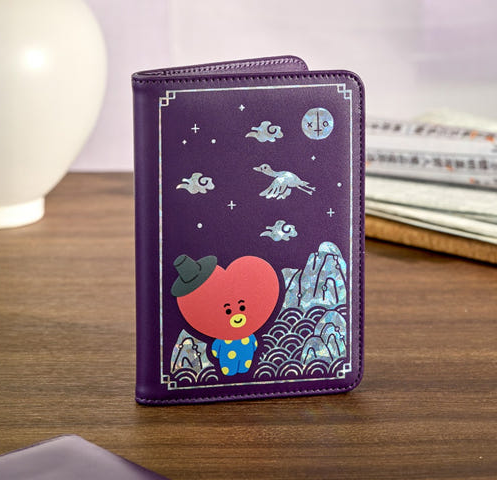 BT21 - PREMIUM K EDITION MOTHER OF PEARL GRAPHIC PASSPORT CASE