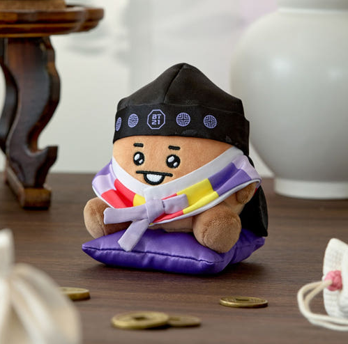 BT21 - PREMIUM K EDITION SITTING DOLL
