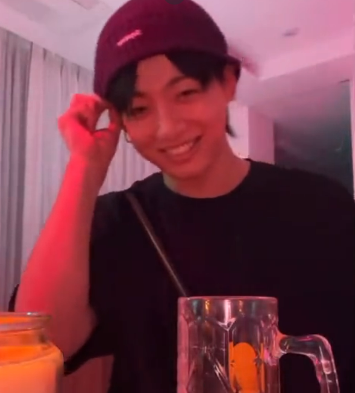 A NOTHING - BTS JUNGKOOK VINTAGE P. DYEING CUT-OUT BOX 1/2 TEE Black