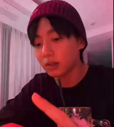 A NOTHING - BTS JUNGKOOK VINTAGE P. DYEING CUT-OUT BOX 1/2 TEE Black