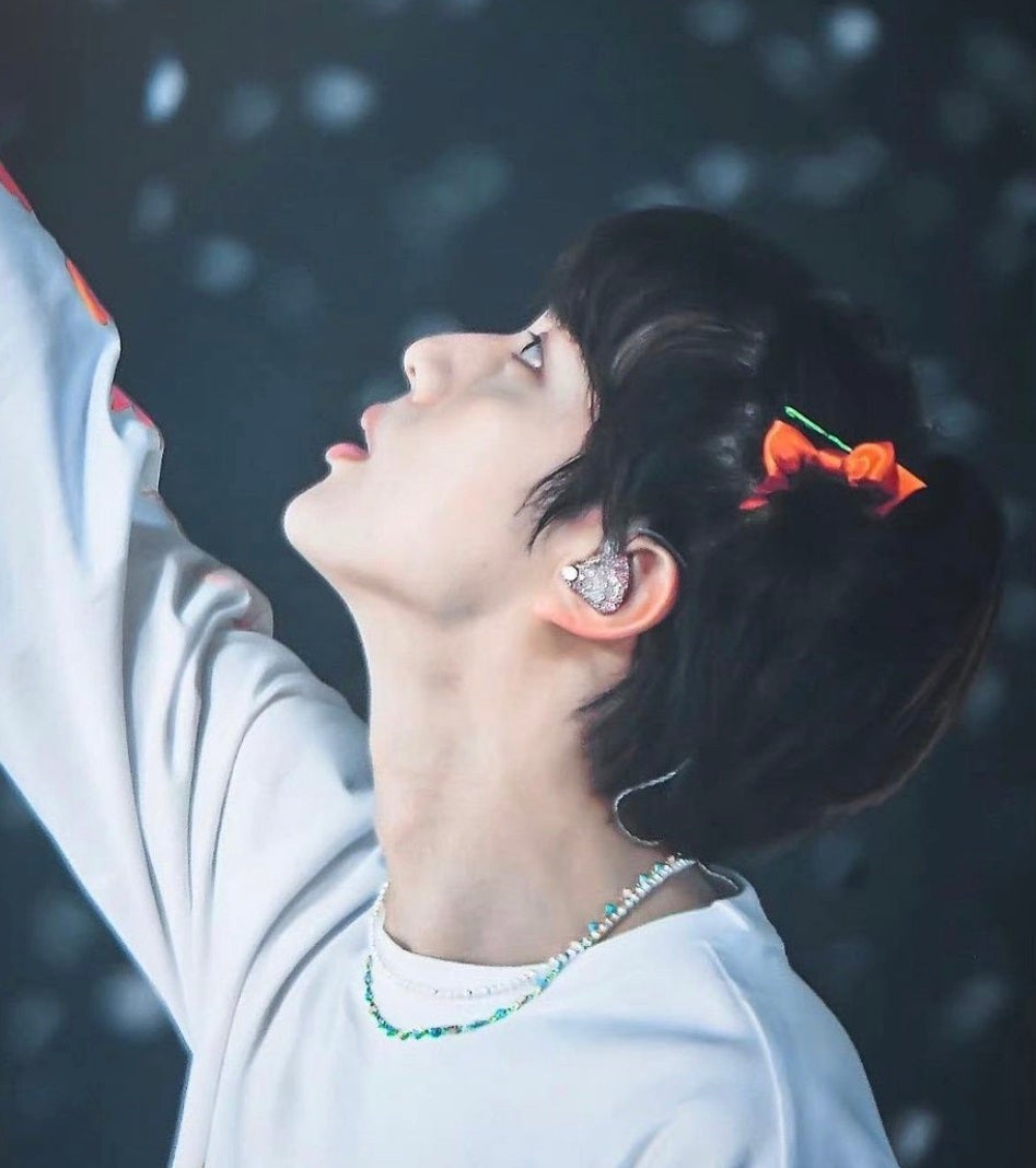 ABITMOR RAINBOW N NECKLACE (JIN'S PICK)