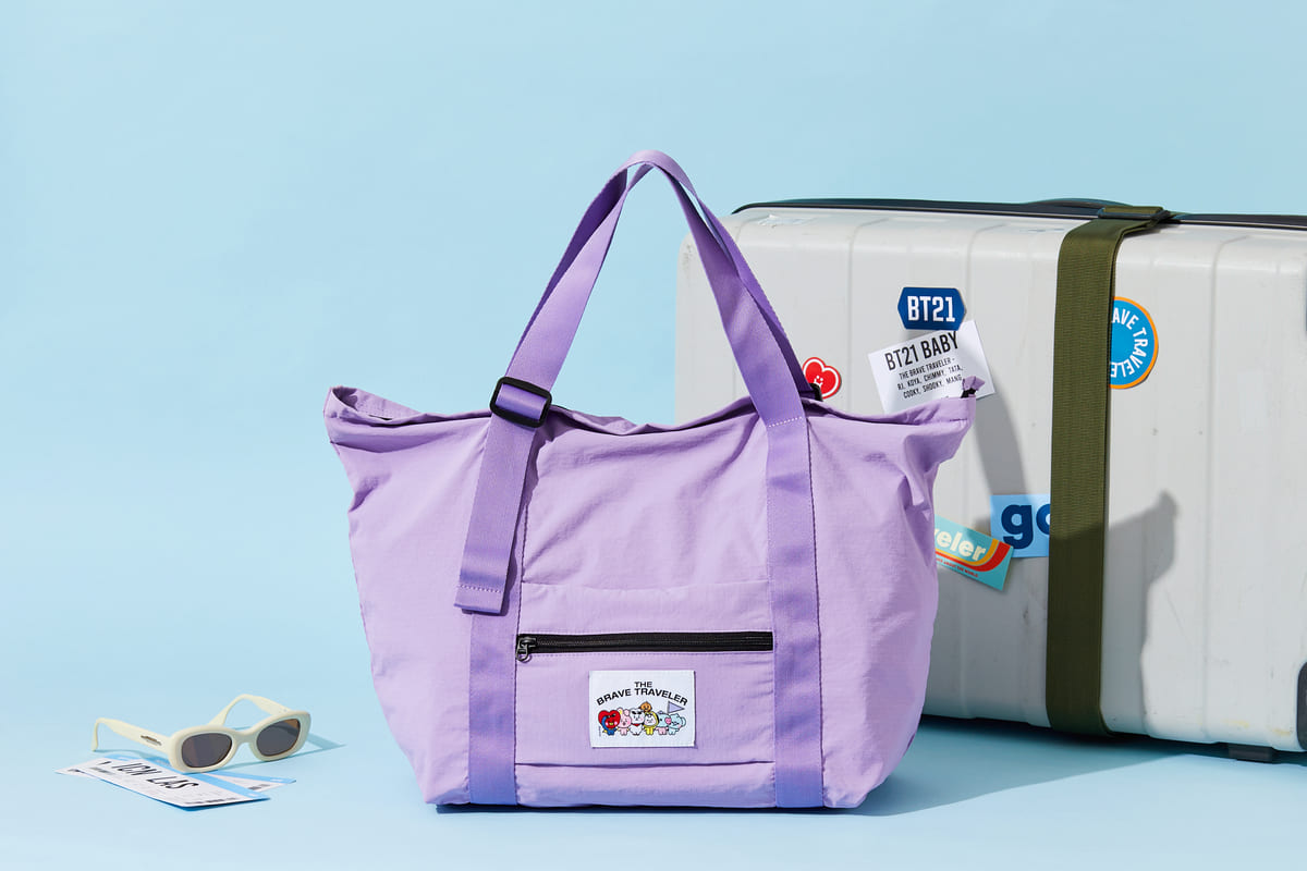 BT21 BABY TRAVEL FOLDABLE SHOULDER BAG