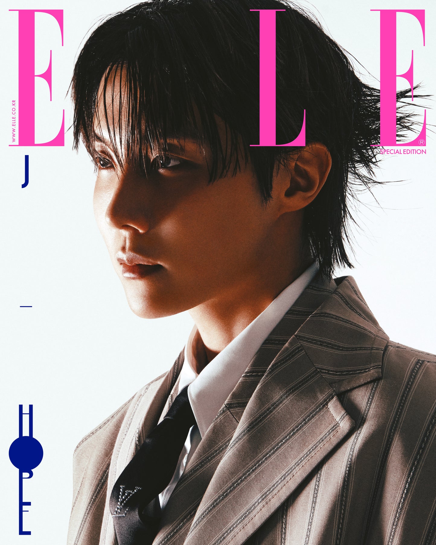 [Pre-Order] BTS J-HOPE - ELLE MAGAZINE 2025 DECEMBER ISSUE SPECIAL EDITION