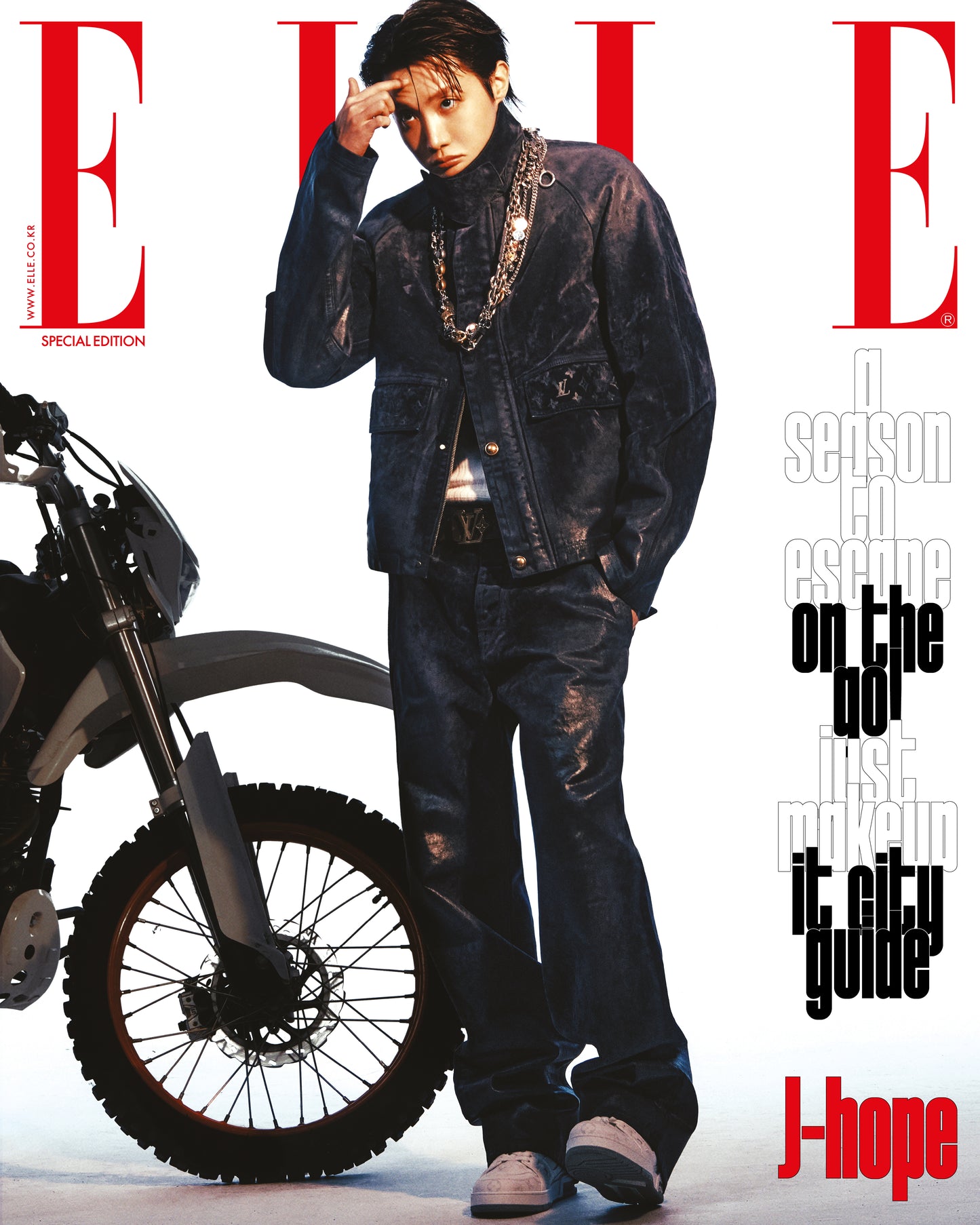 [Pre-Order] BTS J-HOPE - ELLE MAGAZINE 2025 DECEMBER ISSUE SPECIAL EDITION