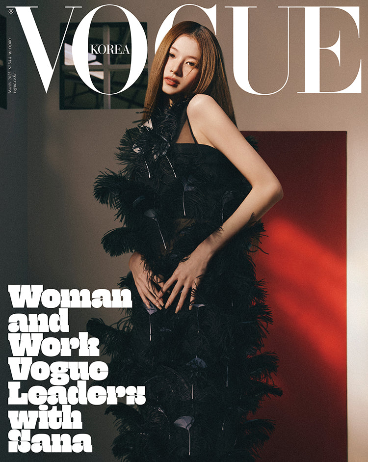 [Pre-Order] IVE - VOGUE MAGAZINE 2025 MARCH ISSUE