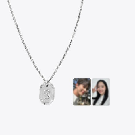 LOVELY RUNNER POP-UP STORE OFFICIAL MD - Necklace + 2 Photocards