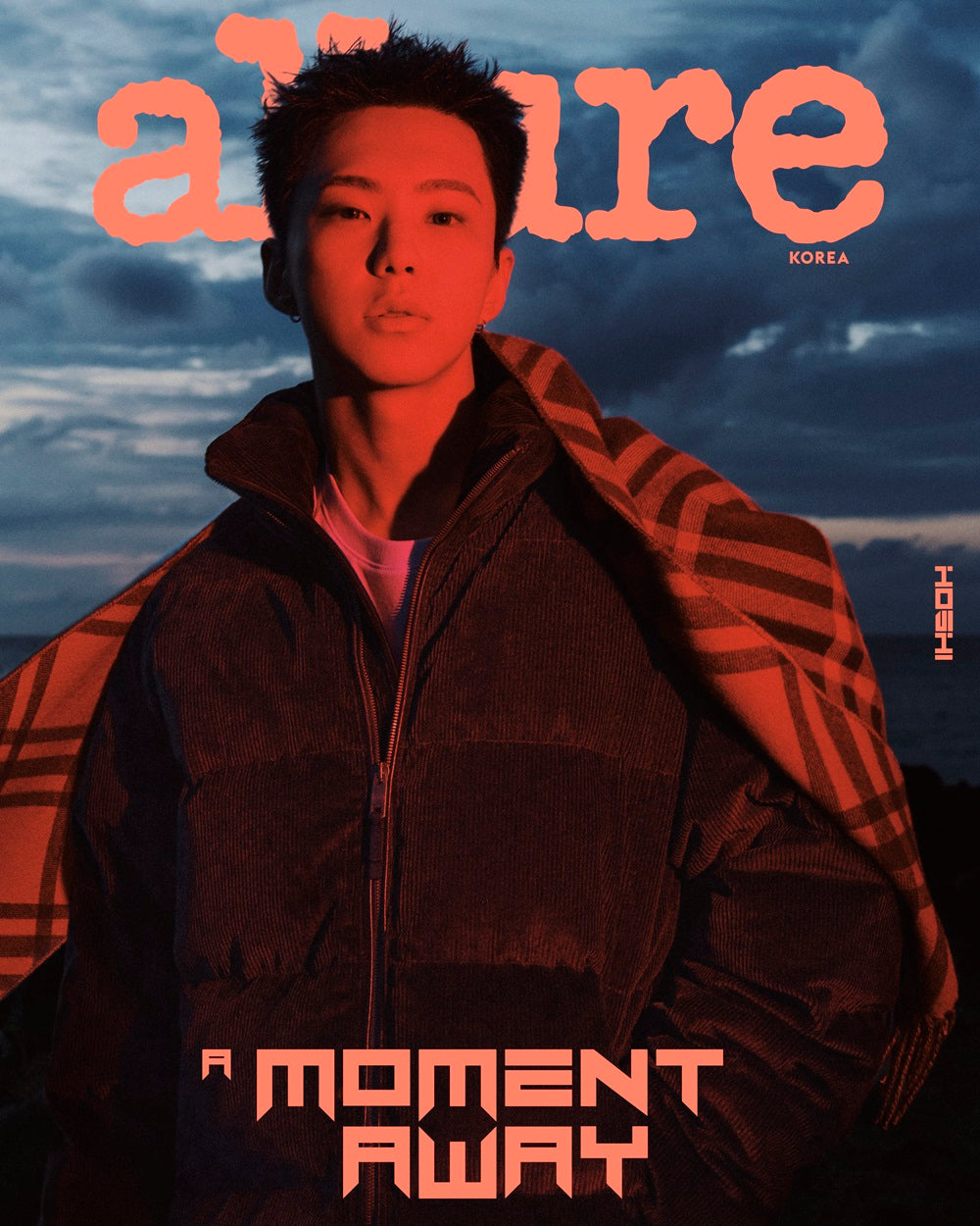 [Pre-Order] SEVENTEEN HOSHI - ALLURE MAGAZINE 2025 OCTOBER ISSUE COVER