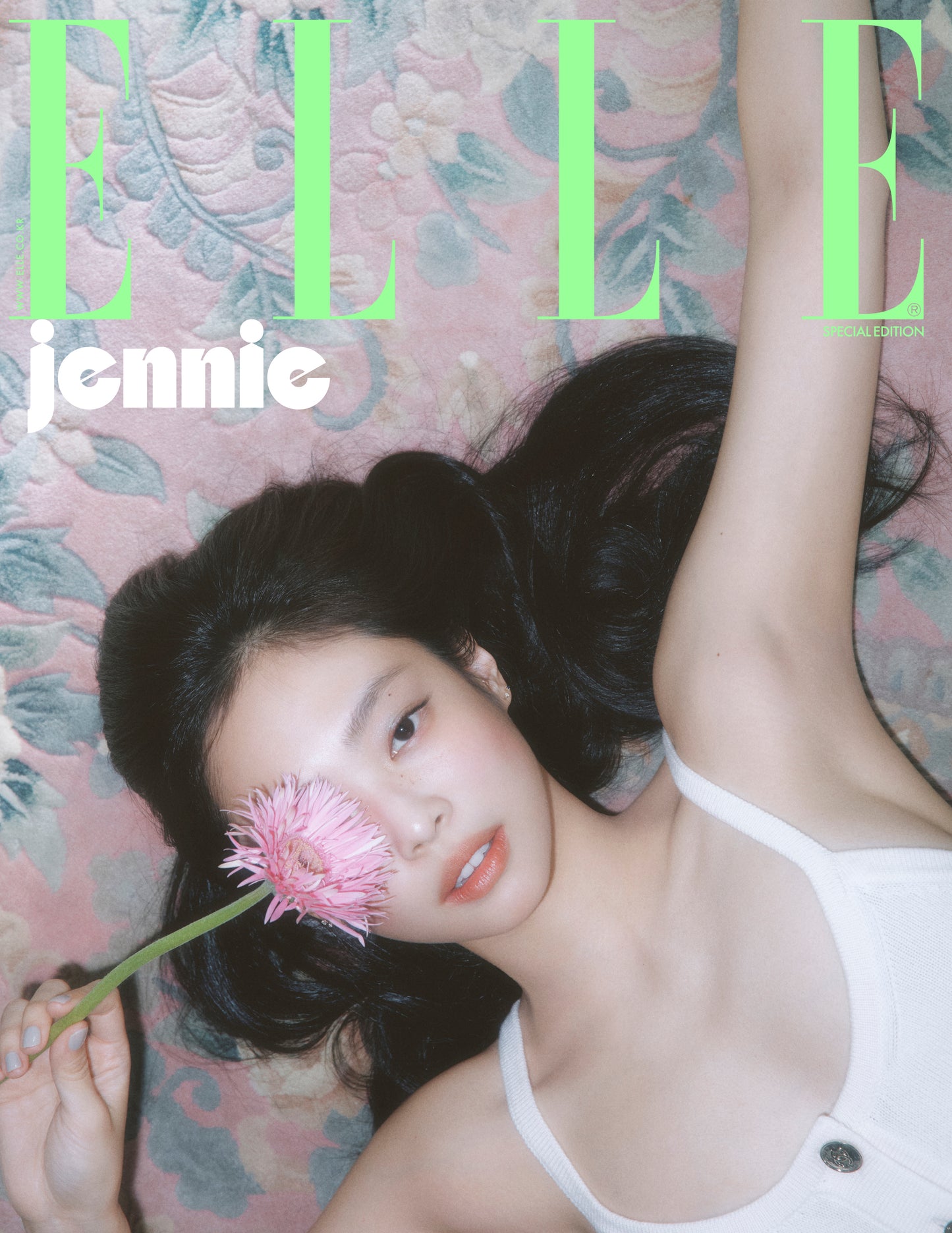 [Pre-Order] JENNIE - ELLE MAGAZINE AUGUST 2025 SPECIAL EDITION