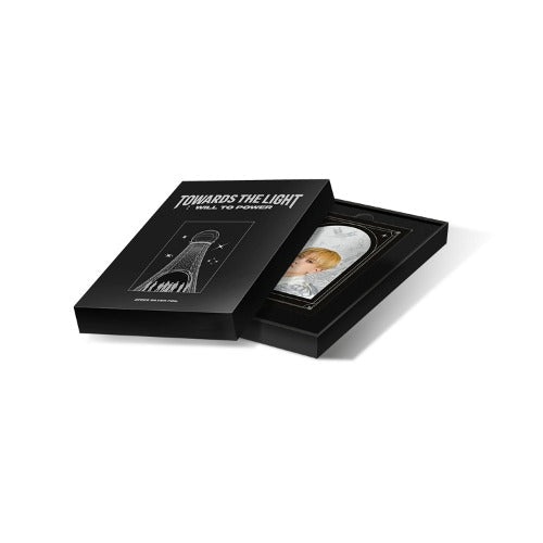 ATEEZ - TOWARDS THE LIGHT : WILL TO POWER SCENES COLLECTION MD SILVER FOIL SINGLE PACK