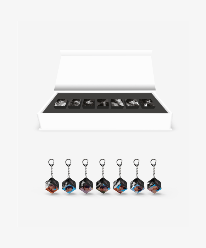 BTS - LOVE YOUR SELF TEAR OFFICIAL MD MINI CUBE KEYRING SET