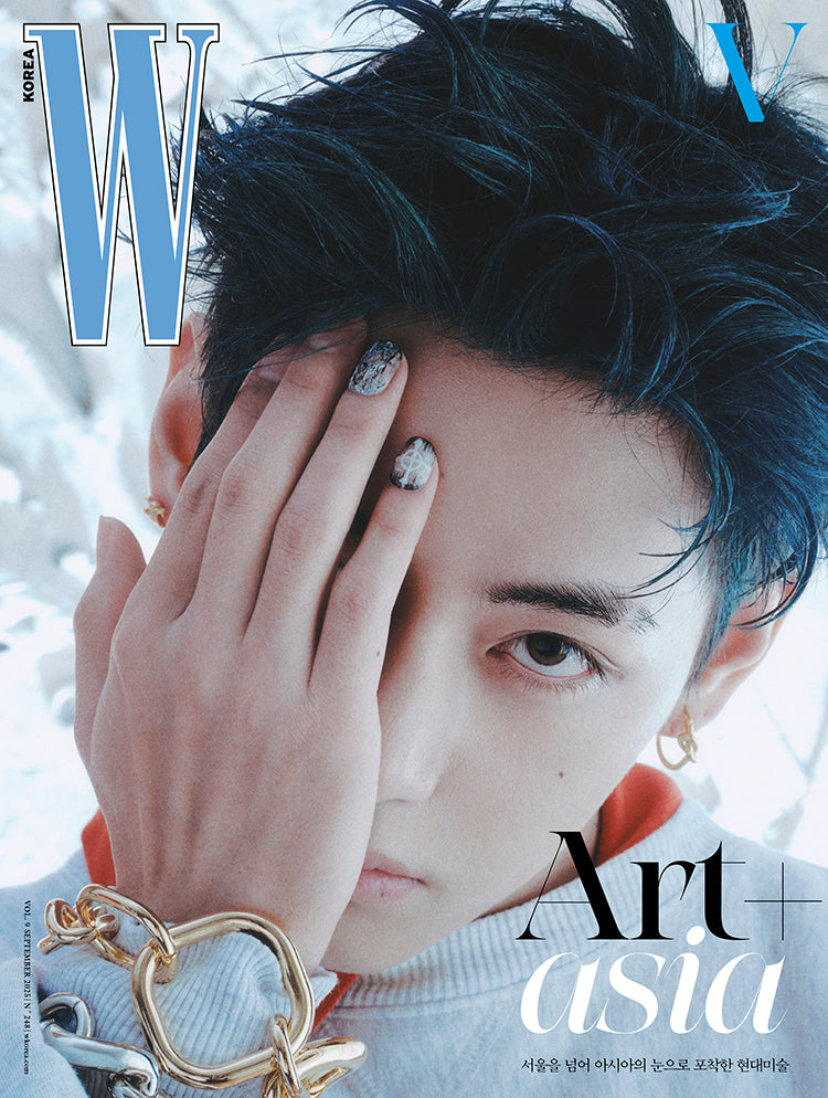 [Pre-Order] BTS V - W MAGAZINE 2025 VOLUME 9