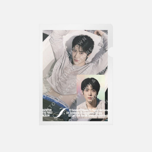 [Pre-Order] NCT JAEHYUN - J 1ST ALBUM OFFICIAL MD POSTCARD + HOLOGRAM PHOTO CARD SET