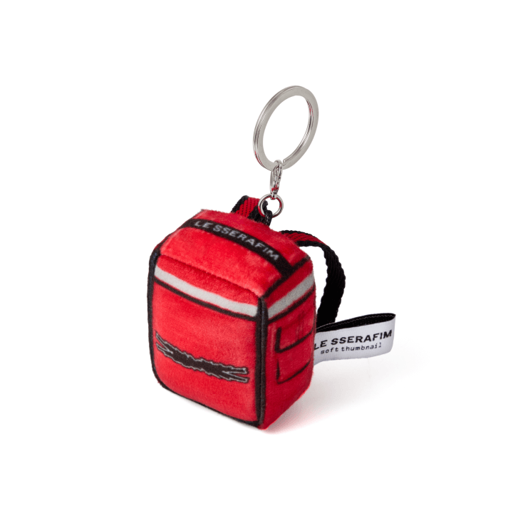 [Pre-Order] LE SSERAFIM - LE SSERAFIM x SOFT THUMBNAIL OFFICIAL MD DELIVERY BAG KEYRING