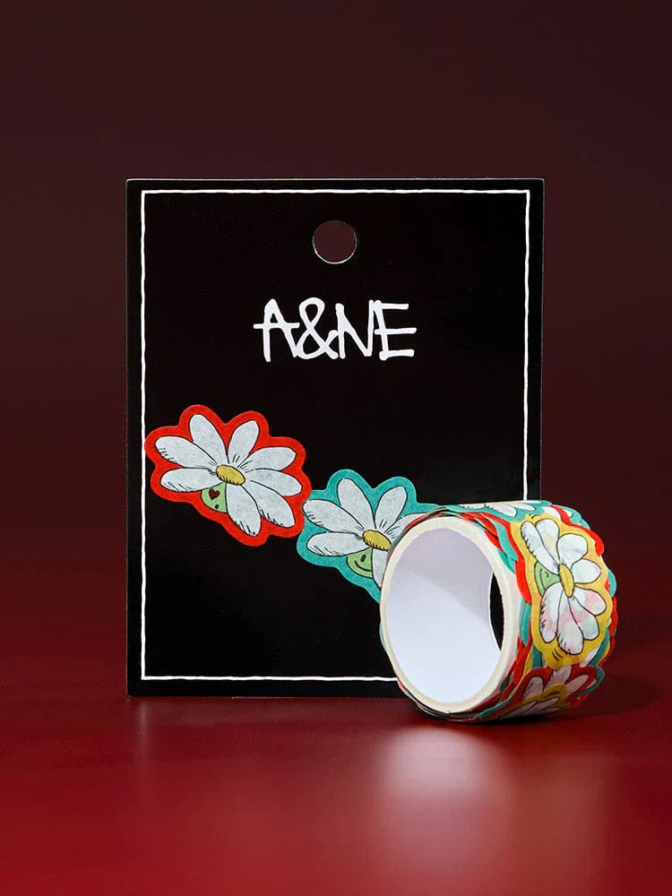 [Pre-Order] G-DRAGON - ZO&FRIENDS ZOAFUL WINTER POP UP OFFICIAL MD ROLL STICKER