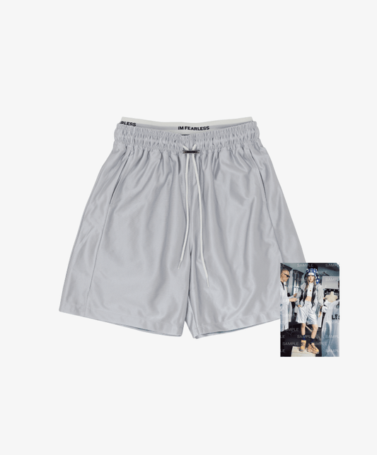 [Pre-Order] LE SSERAFIM IM FEARLESS - Oversized Shorts (Light grey)
