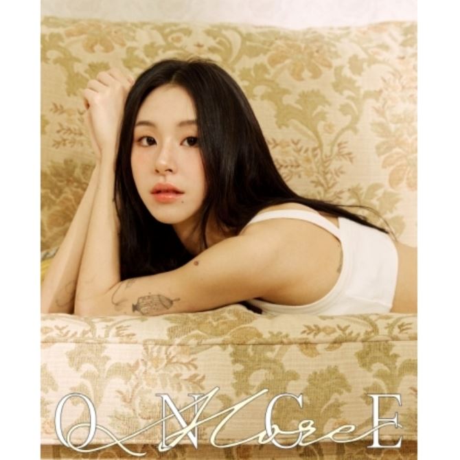 CHAEYOUNG (TWICE) - ESQUIRE PHOTO BOOK : ONCE MORE 2024