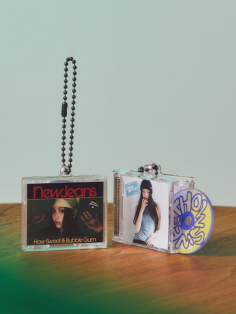 NEWJEANS - NJ HOW SWEET MD MINI CD CASE KEYRING