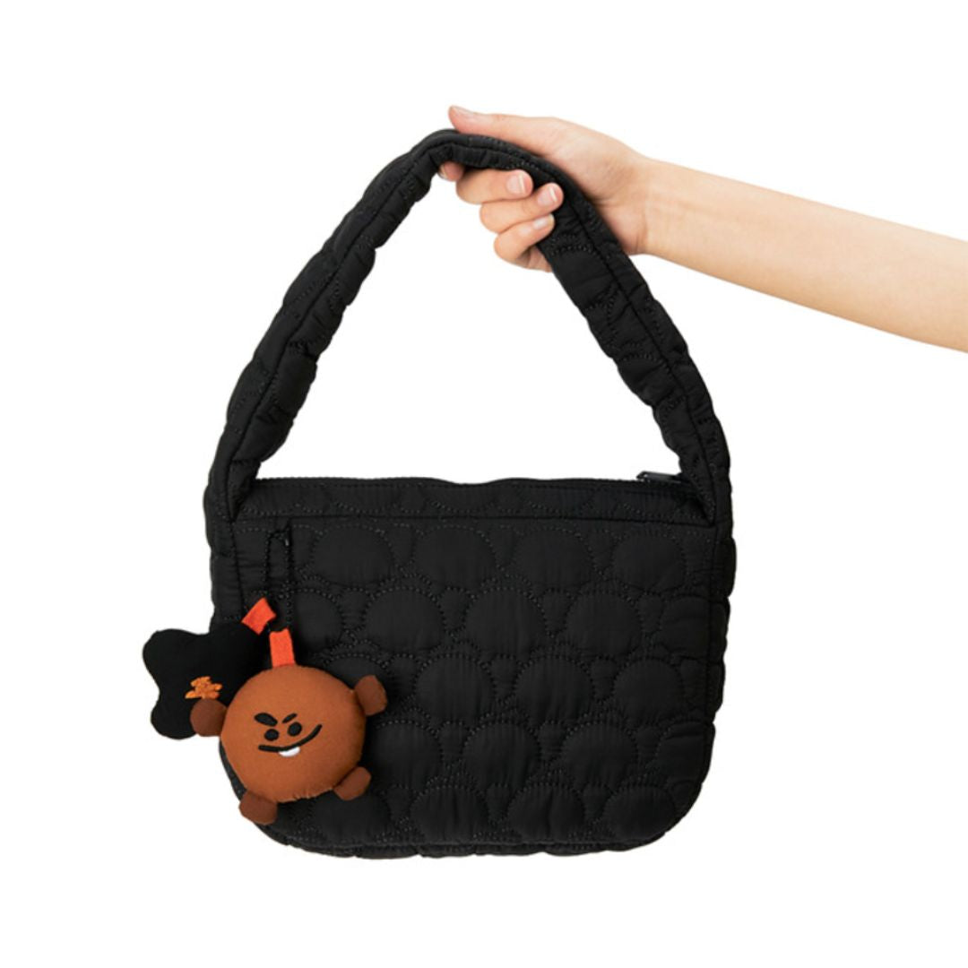 BT21 WINTER HOVER QUILTING BAG