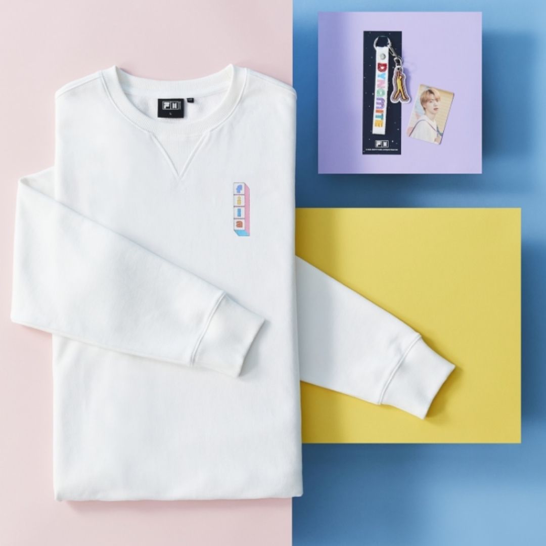 FILA X BTS [DYNAMITE] Logo Sweatshirt (Off-White) + Gift (Keyring + Photocard)