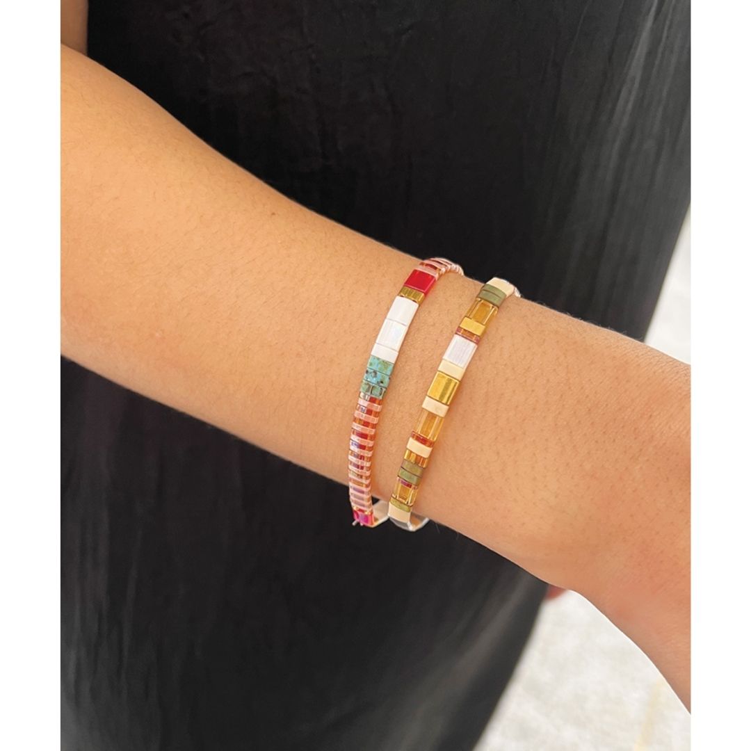 Hologram bracelet deals